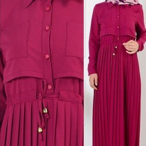 Woman long sleeves red Maxi dress Abaya